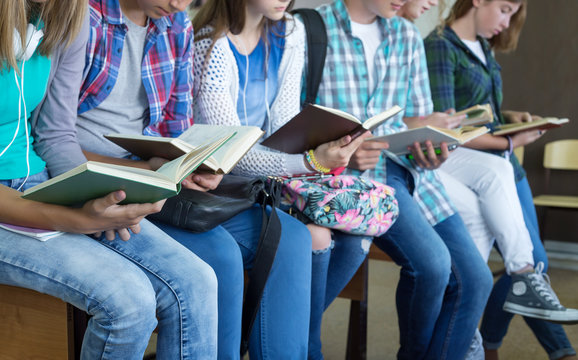 Race to Read